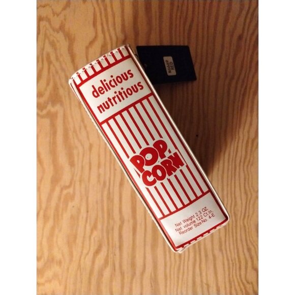 Popcorn Box Purse Crossbody Bag With Gold Chain Strap - Picture 4 of 9